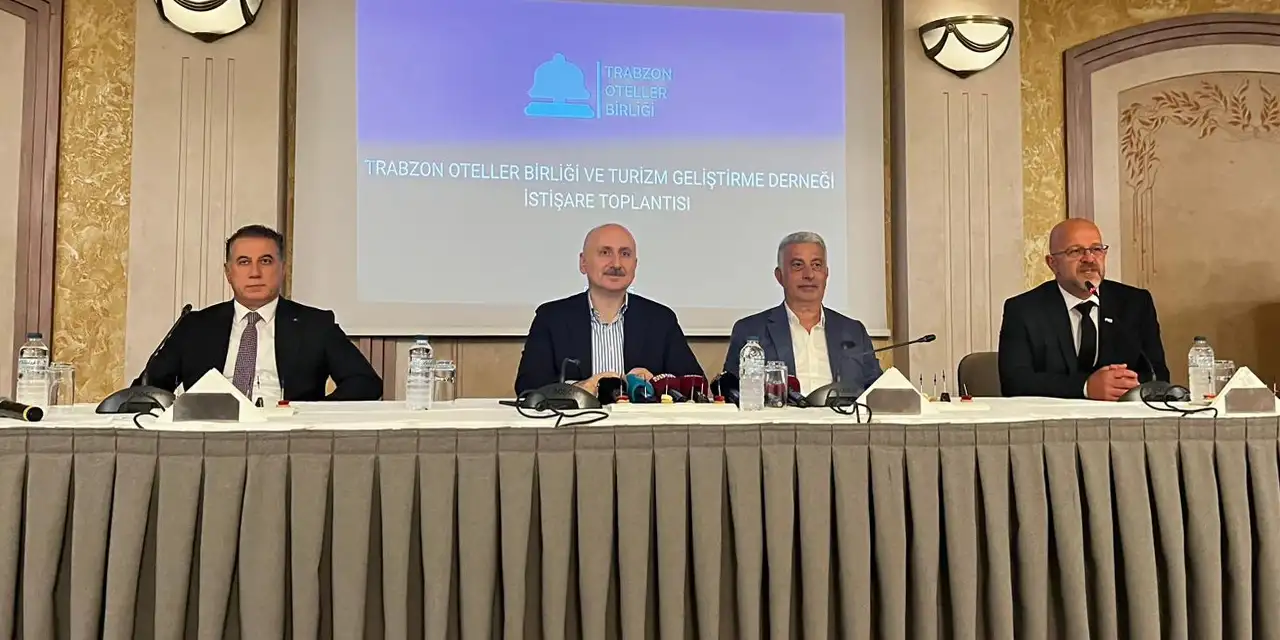 Trabzon’da turizm temsilcileri bir araya geldi! “Turizmin önünü açmamız lazım”