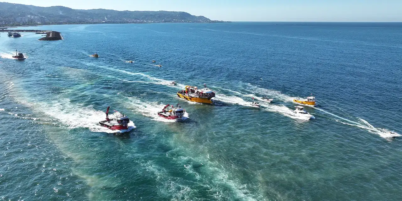 Trabzon’dan Sumud’a destek  Gazze’ye umut! Denizciler Karadeniz’e açıldı