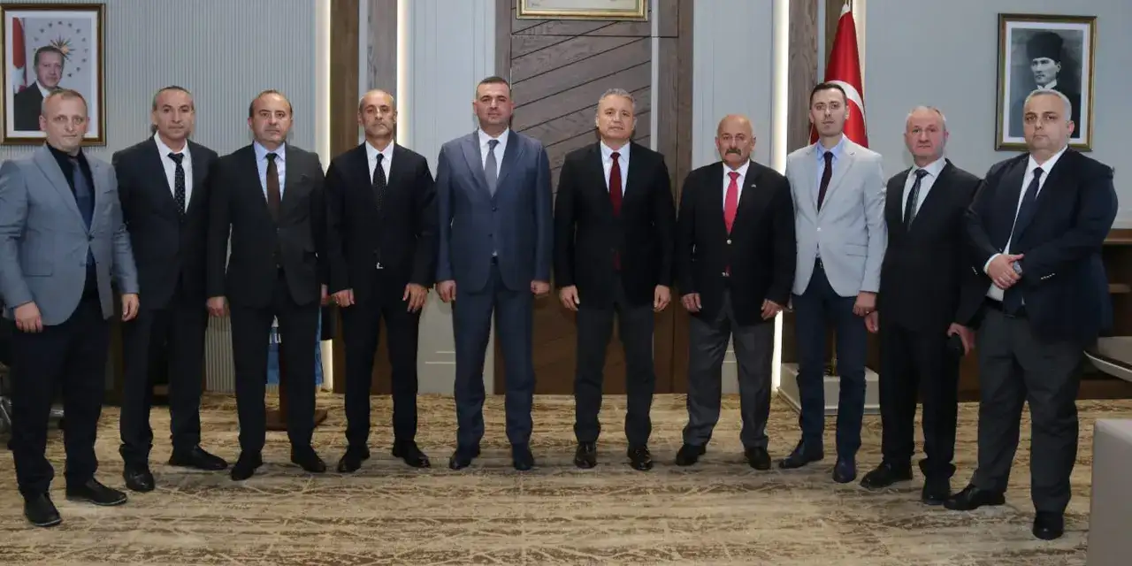 MHP Trabzon’dan Trabzon Emniyet Müdürü Ali Loğoğlu’na hayırlı olsun ziyareti