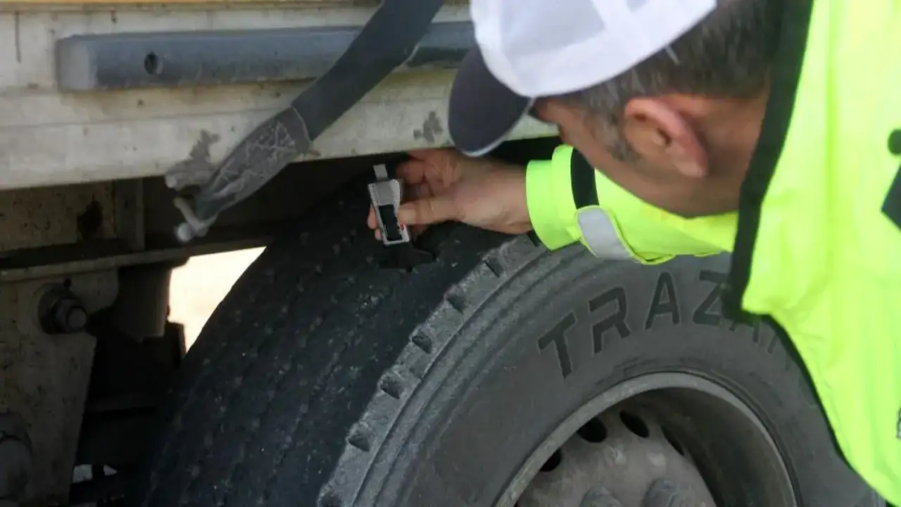 Bayburt'ta kış lastiği uygulamasında tarih değişti!