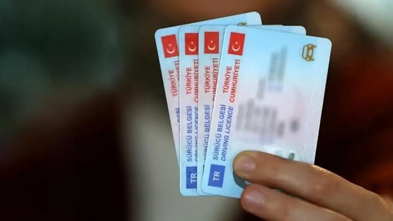 Hız sınırını aşan sürücülere yeni yaptırım! Ehliyetiniz gidebilir