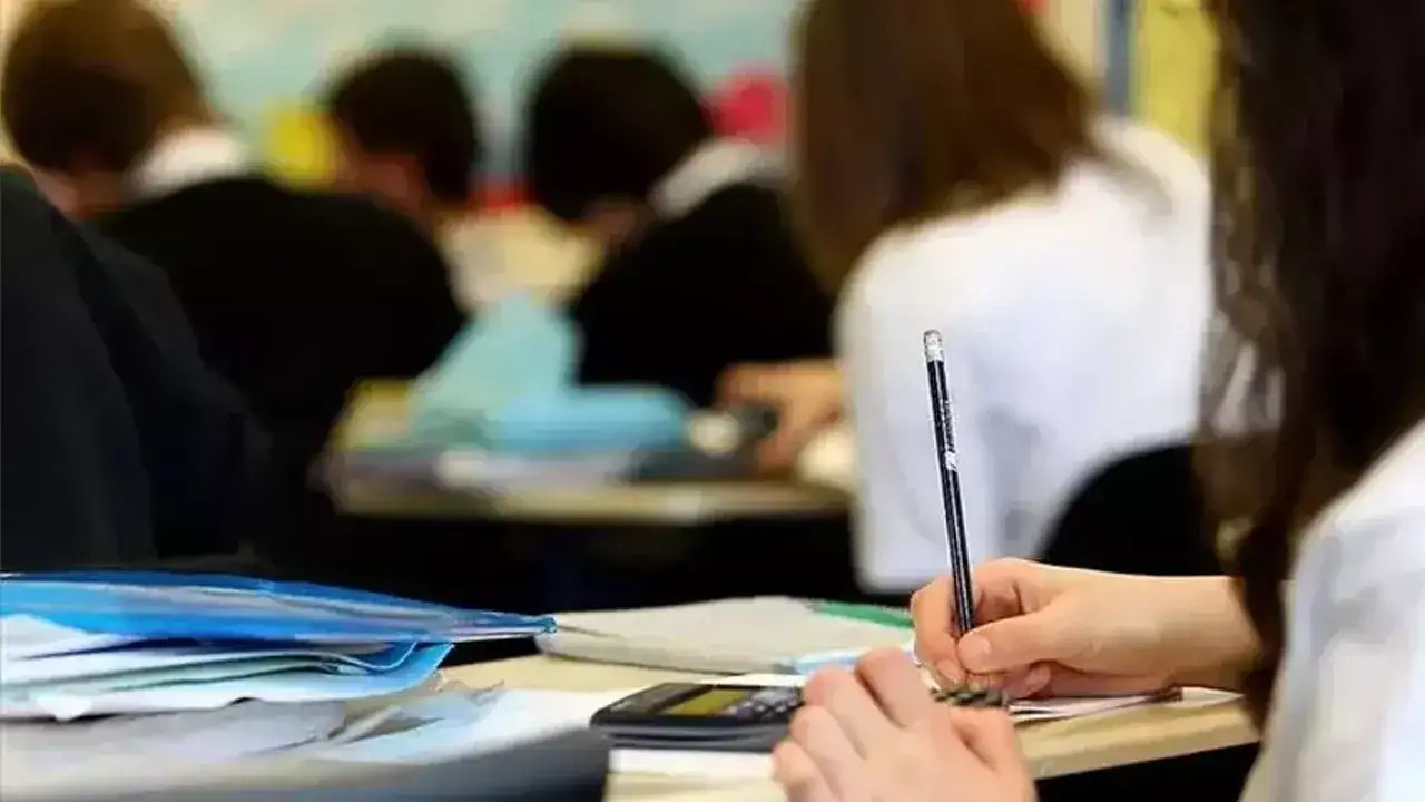 12 yıllık zorunlu eğitim kısalıyor mu? Bakan Tekin’den açıklama geldi