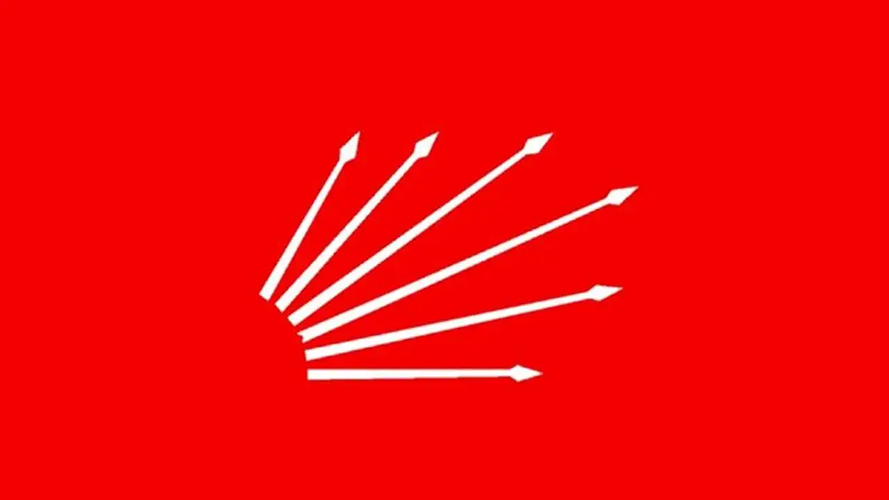 Trabzon ilçe başkanlarının açıklamalarından sonra CHP’de flaş gelişme! Adaylıktan çekildi