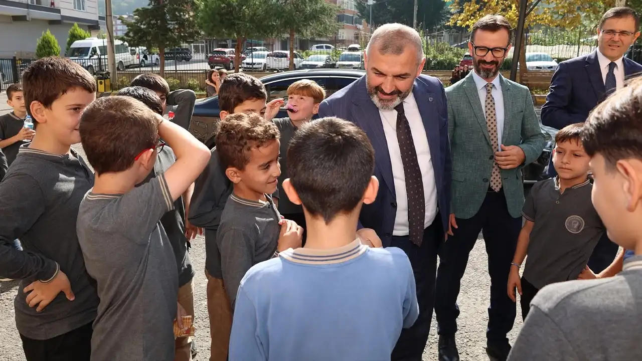 Eğitime tam destek! Başkan Bilgin okullarda sorunları yerinde dinledi