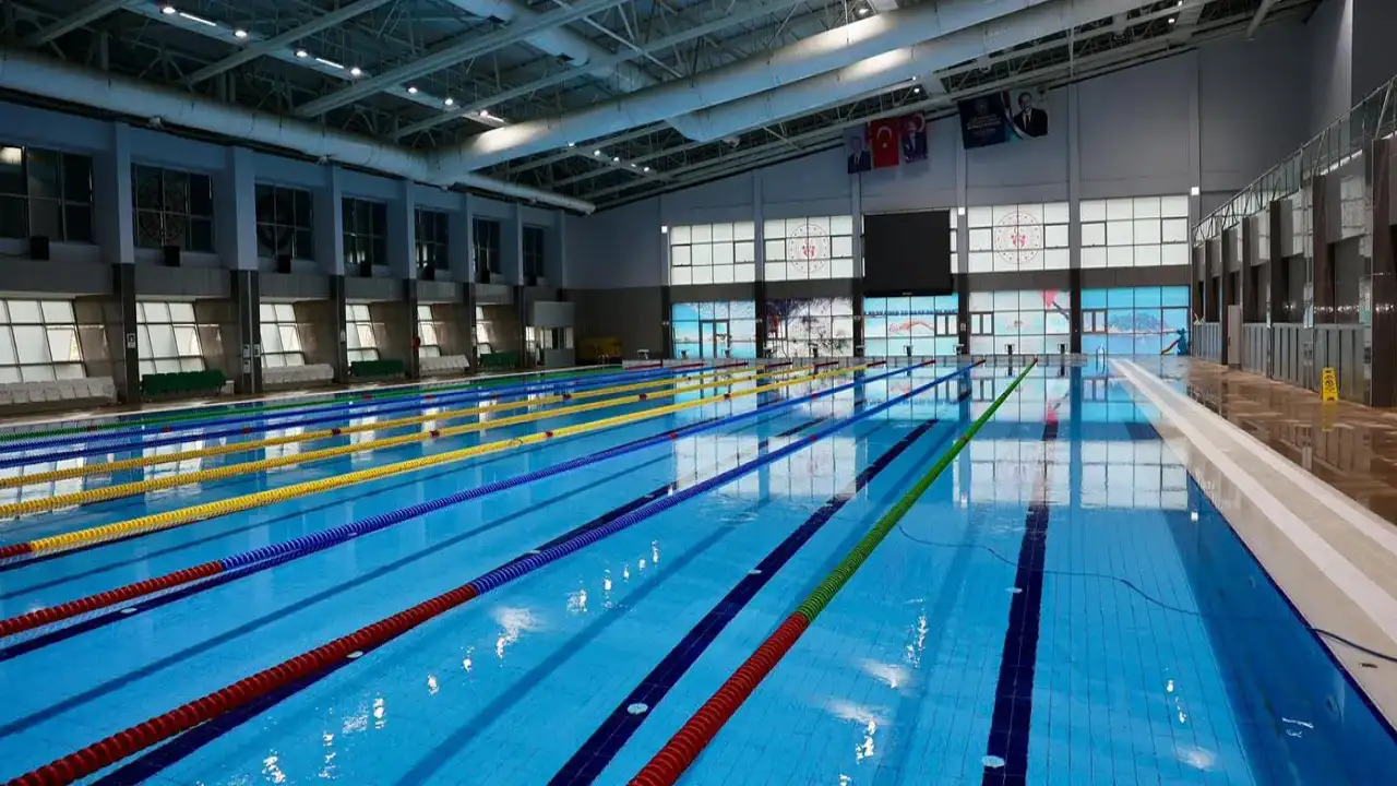 Giresun'da merkez olimpik yüzme havuzu hizmete tekrardan açıldı!