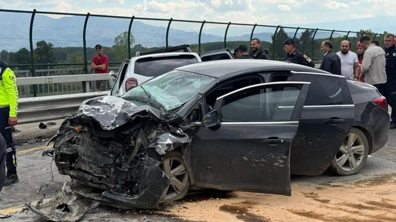 Feci kaza! Jandarma aracına çarpan otomobilde 2 jandarma şehit oldu