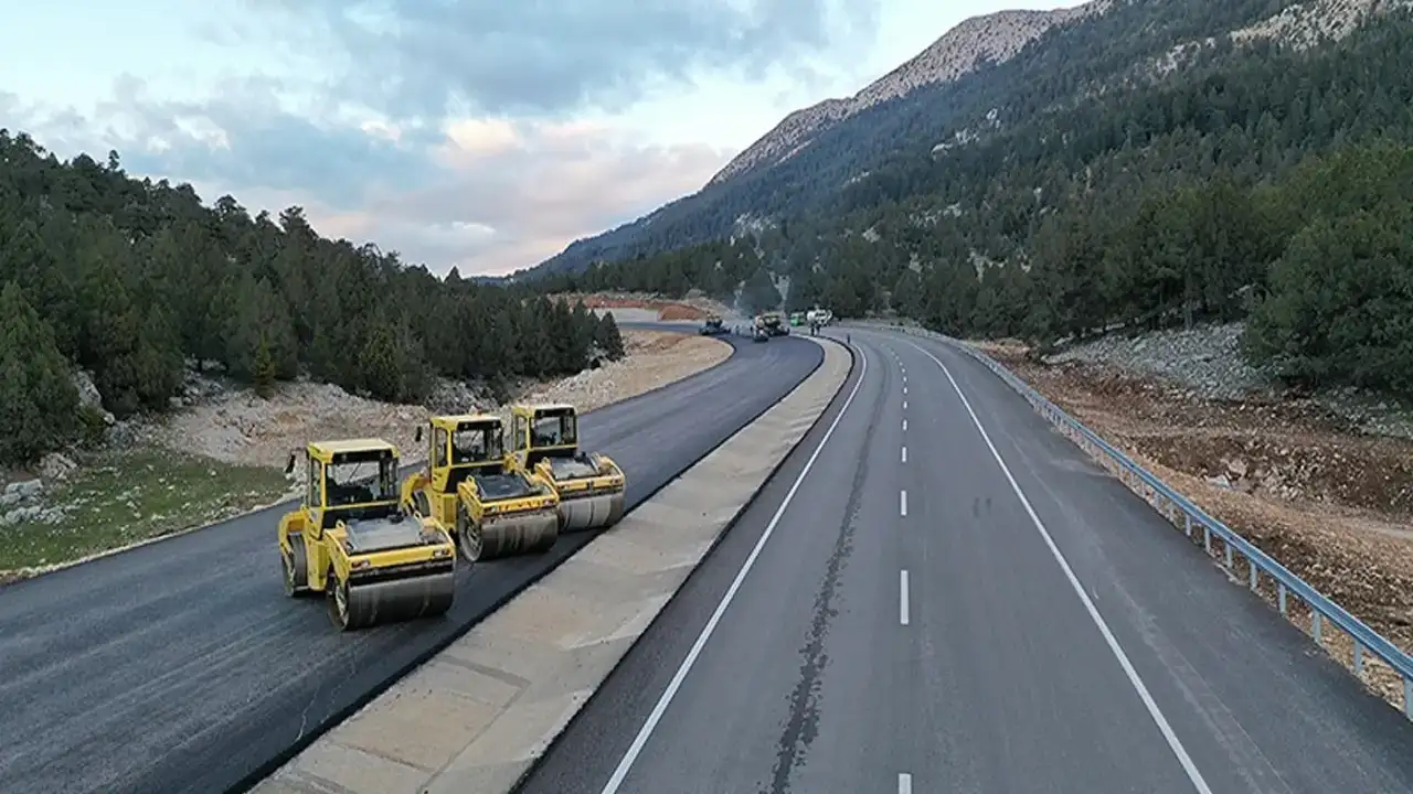 Trabzon-Beşikdüzü arası sürücülere uyarı! Karayollarında çalışmalar sürüyor