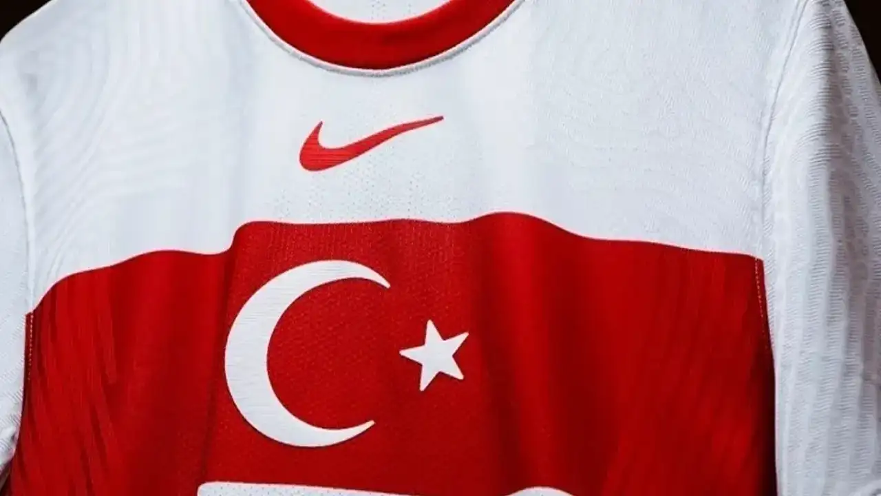 Milli takımda kaleci krizi! İzinsiz kamptan ayrıldı