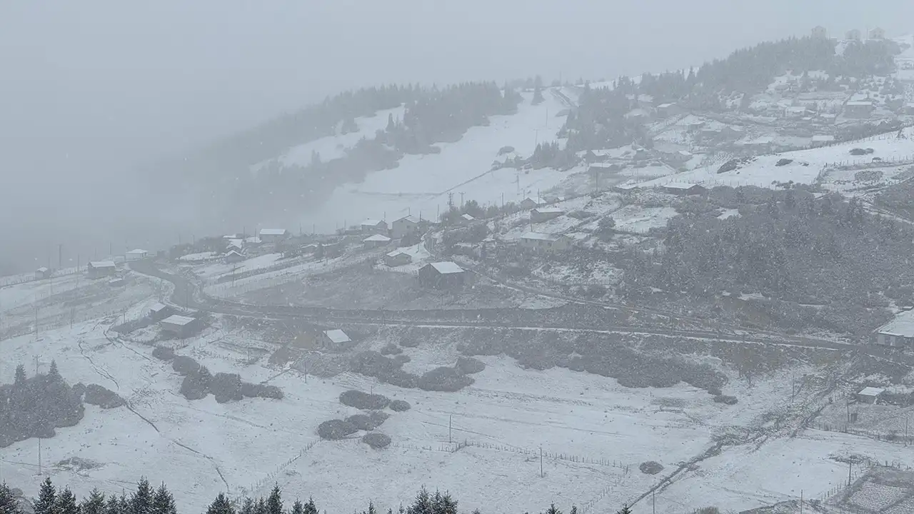 Gümüşhane, Giresun ve Ordu yaylaları beyaza büründü