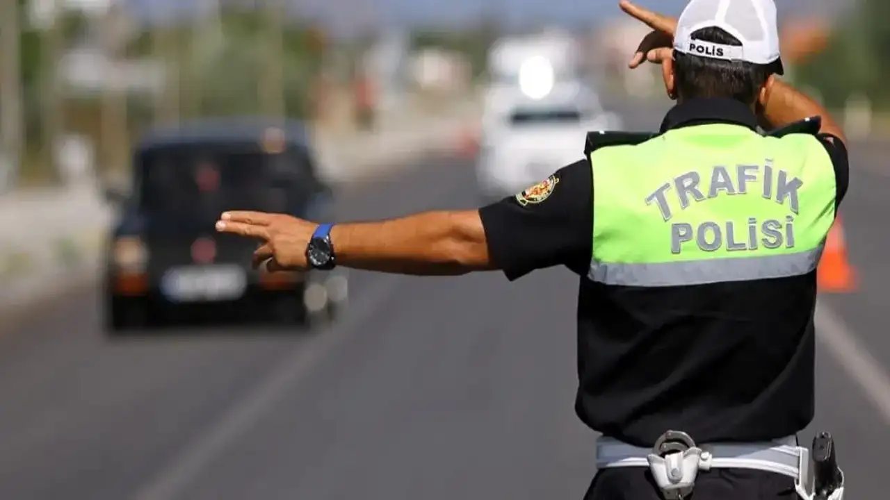 Samsun'da polis memuruna çarpan kişi yakalandı