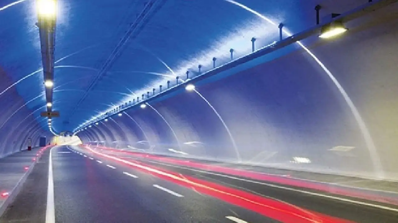 Trabzon'da trafik kazası! Sürücü yaralandı