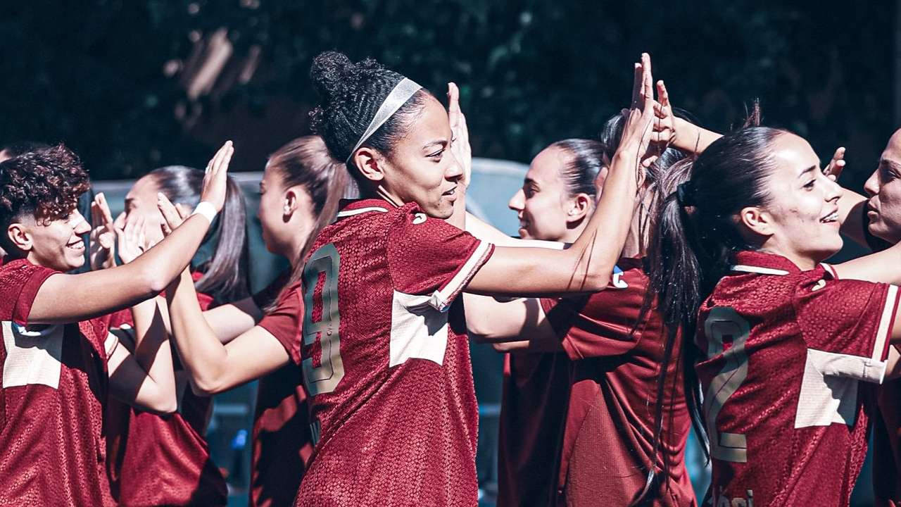 Trabzonspor’dan yedi kadın futbolcuya milli davet