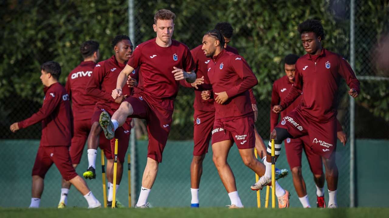 Derbi havası Karadeniz’de: Trabzonspor Rize sınavına hazırlanıyor