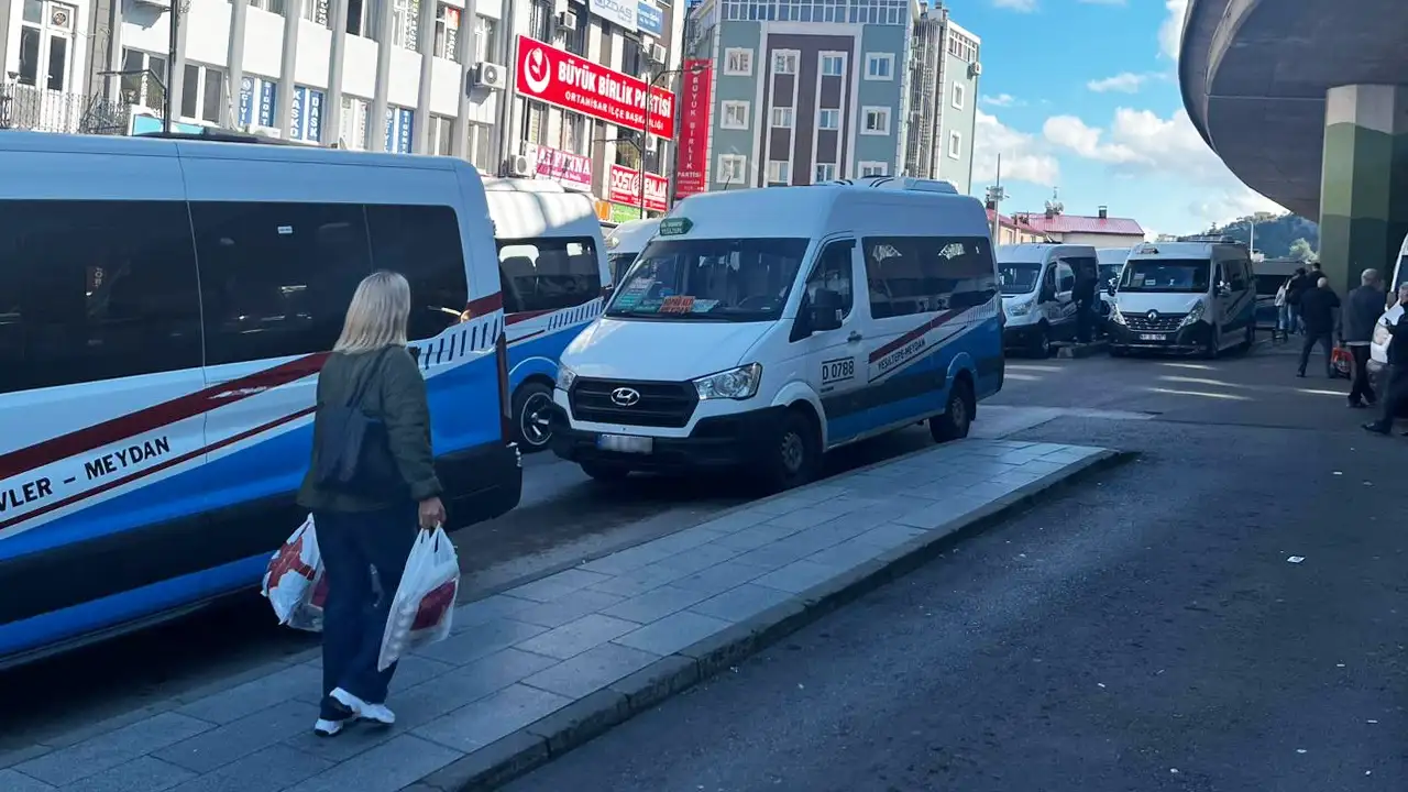 Trabzon’da dolmuş düzeni değişiyor mu? Başkan ve esnaftan açıklama geldi