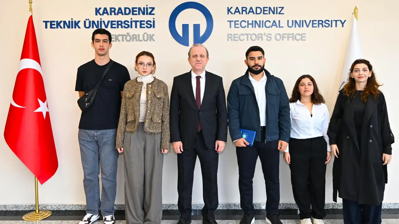 KTÜ Türk Dünyası Gençlik Topluluğu’ndan Rektör Çuvalcı’ya ziyaret