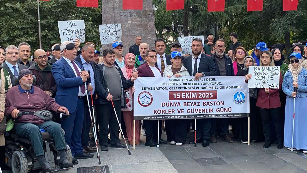 Trabzon’da “Beyaz Baston” İçin Farkındalık Yürüyüşü: “Engel Yok, Yeter ki Anlayış Olsun”