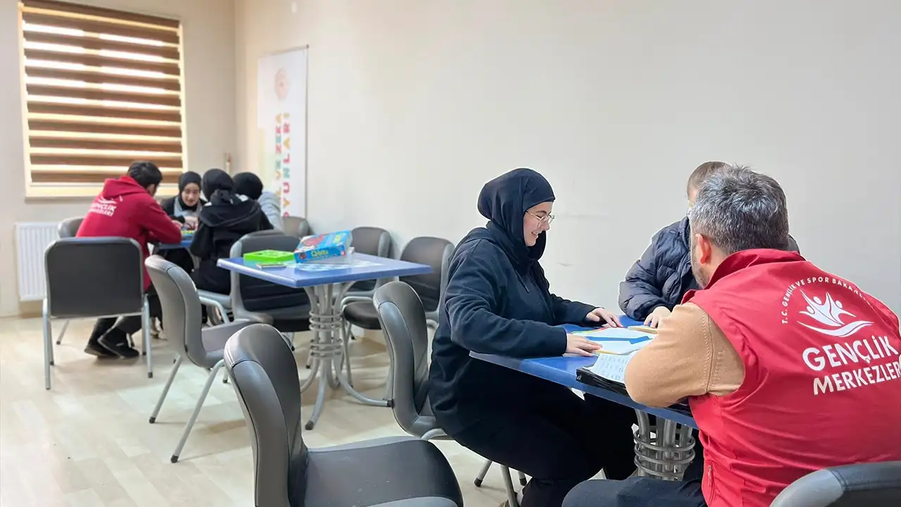 Bayburt Gençlik Merkezi öğrencileri ağırladı
