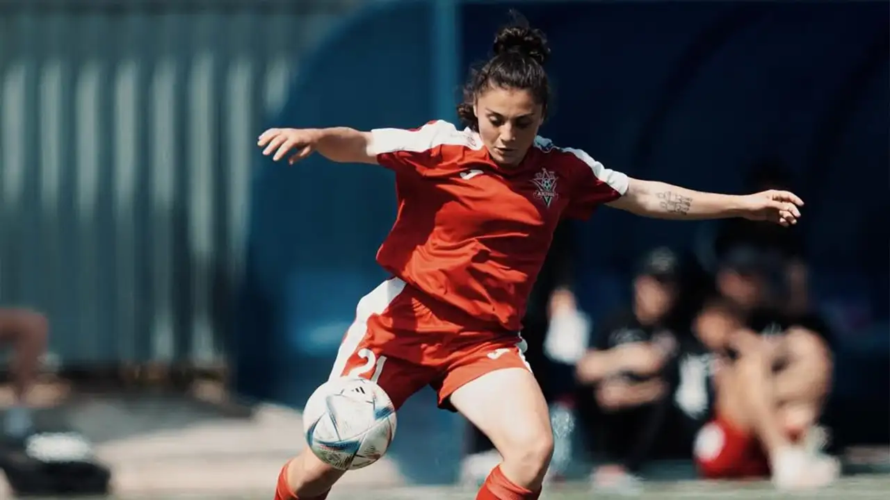 Trabzonlu Didem Dülber: FC Aktobe ile Kazakistan şampiyonu oldu