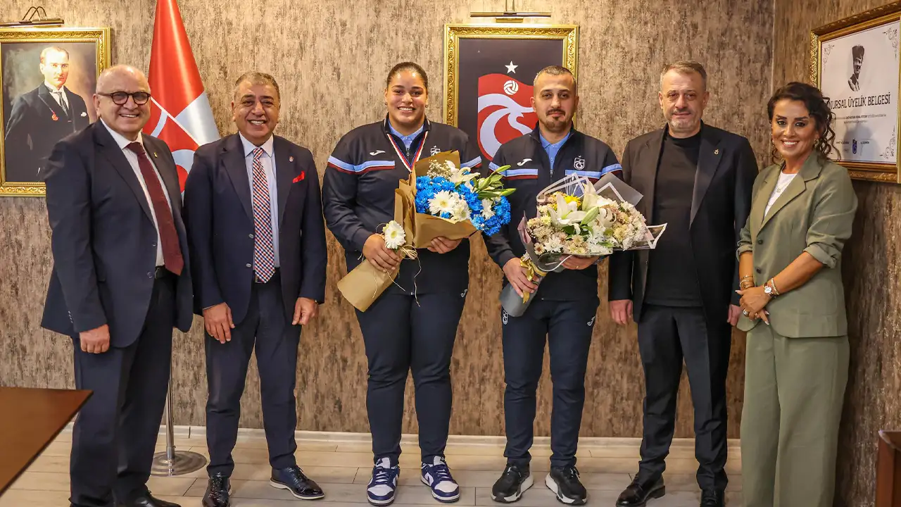 Şampiyon Havvanur ’dan Trabzonspor’a ziyaret