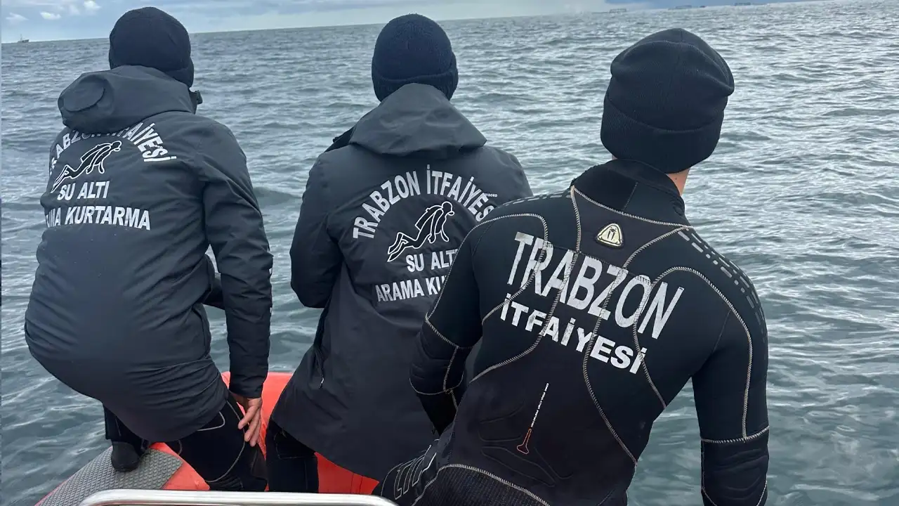 Trabzon'da denizde kaybolan balıkçı için aramalar sürüyor: Riskli alan için araç bekleniyor