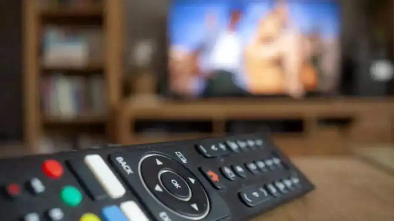 17 Ekim Yayın Akışı! 17 Ekim Cuma bugün televizyonda hangi diziler ve filmler var? 17 Ekim TV yayın listesi