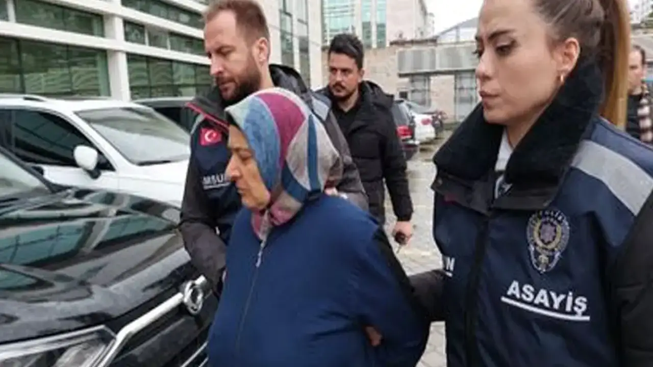 Kızını boğarak öldüren anne hakim karşısında: “Heyecanla boğazına sarıldım”