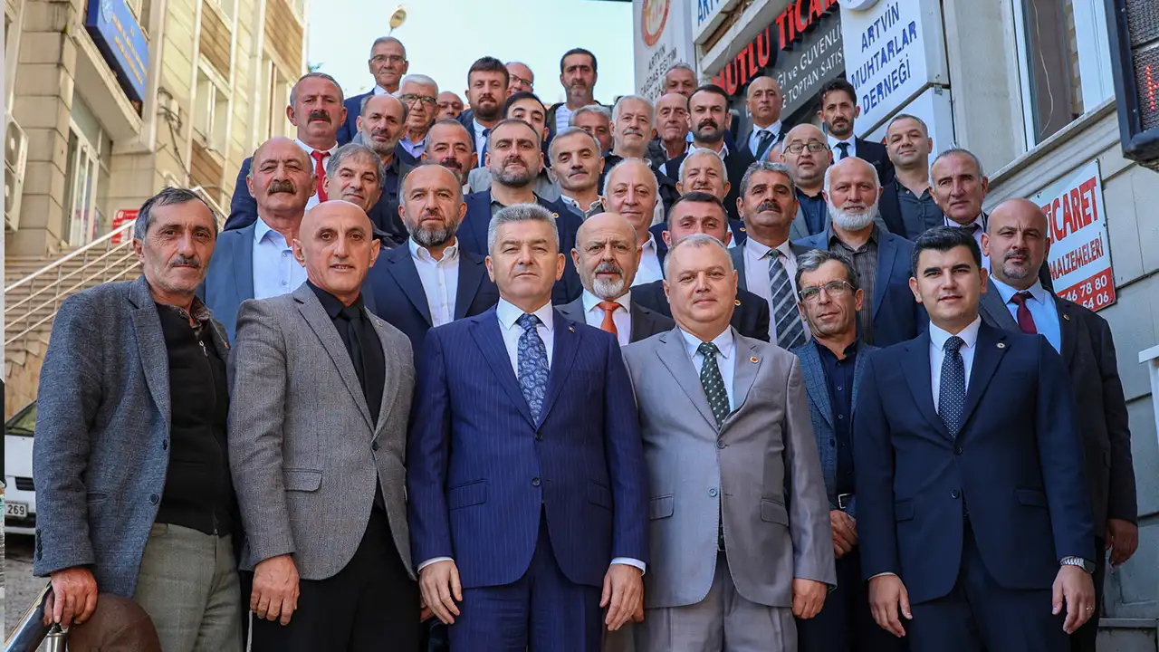 Artvin Valisi Turan Ergün’den muhtarlara ziyaret