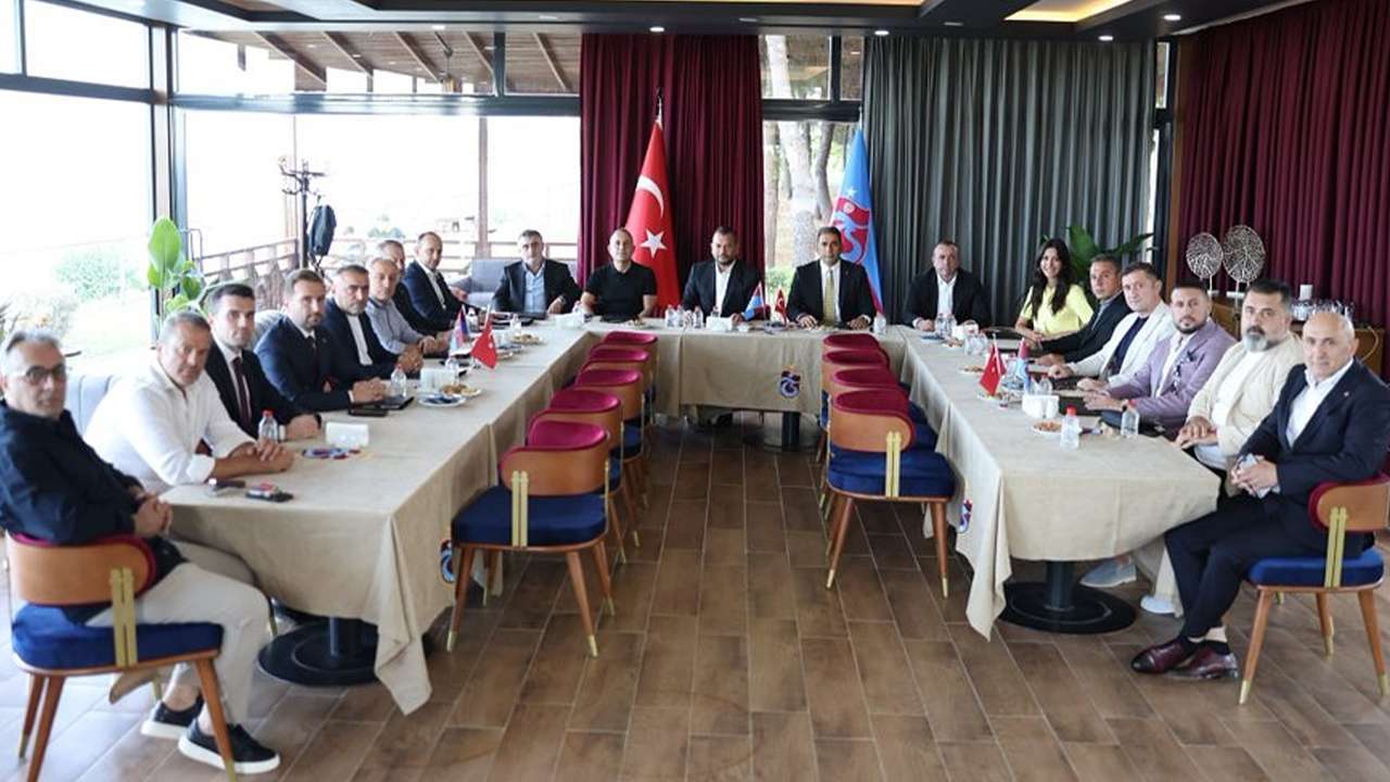 Trabzonspor yönetiminden kritik toplantı