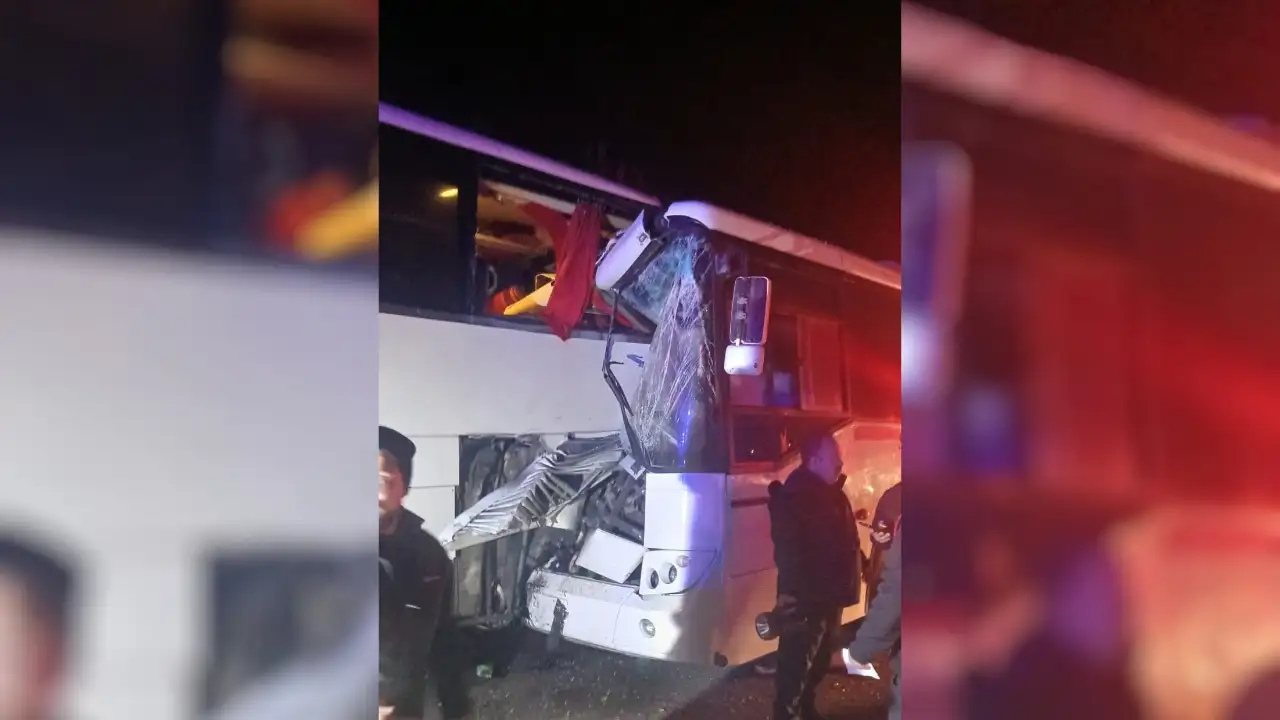 Sinop’ta otobüsler çarpıştı: Çok sayıda yaralı var