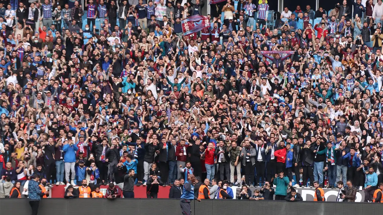 Deplasman yasağı Trabzonspor taraftarını harekete geçirdi: Rizespor maçı planı hazır