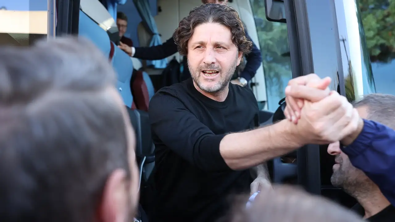 Trabzonspor taraftarından Fatih Tekke’ye özel istek: "Takım olarak tribüne asın"