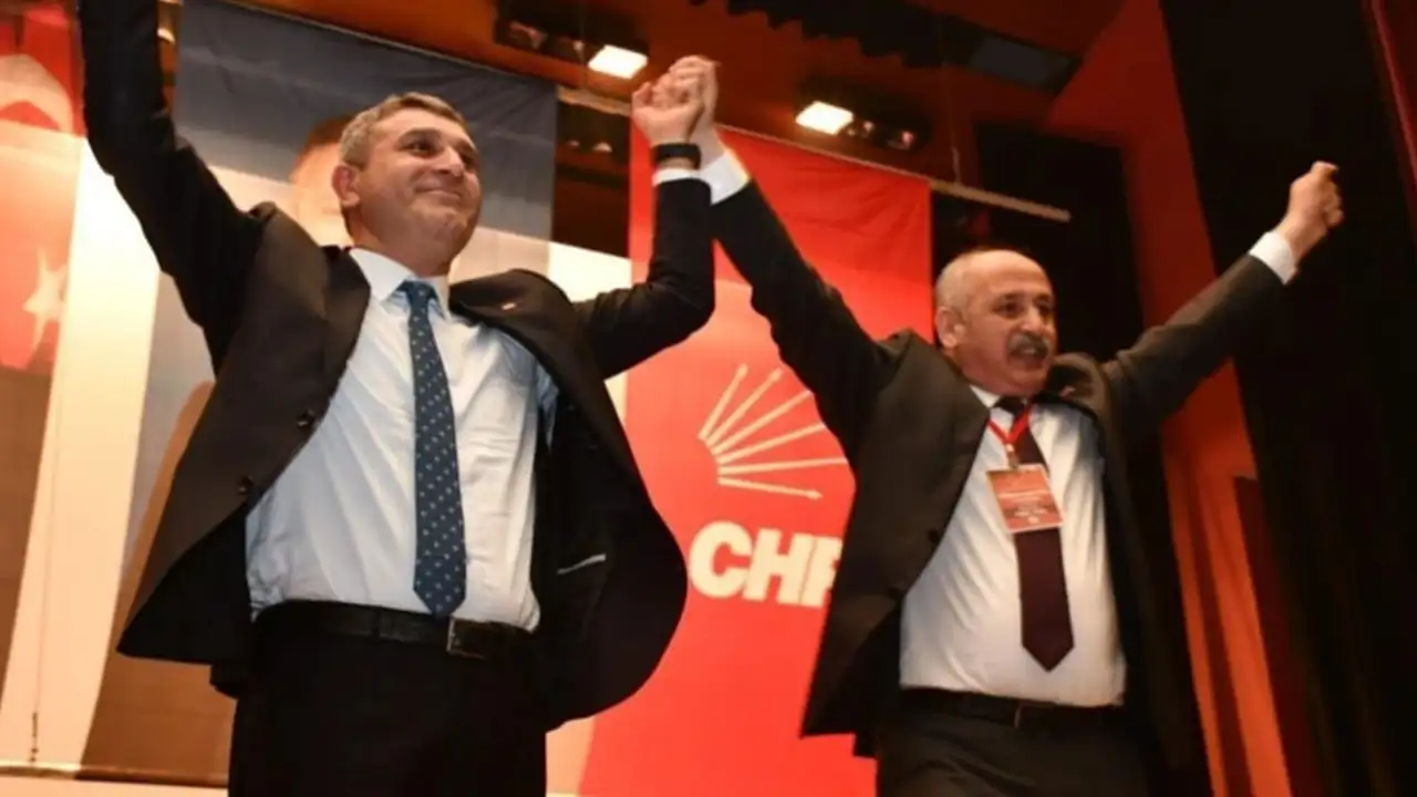 CHP Artvin’de Yusuf Orhan Atan yeniden başkan seçildi