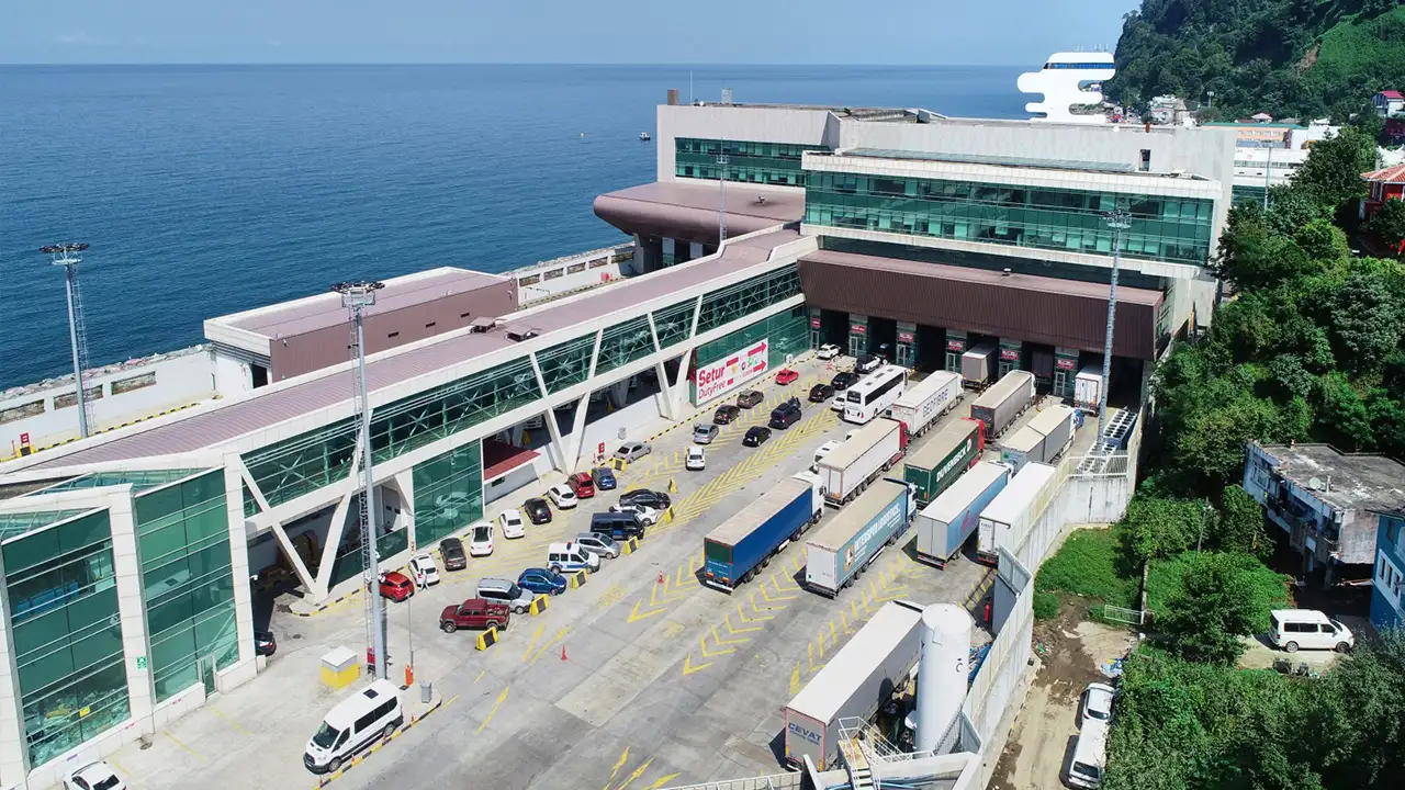 Yurt dışı çıkış harcı kimler muaf? Batum’a bu kişiler bedava gidecek