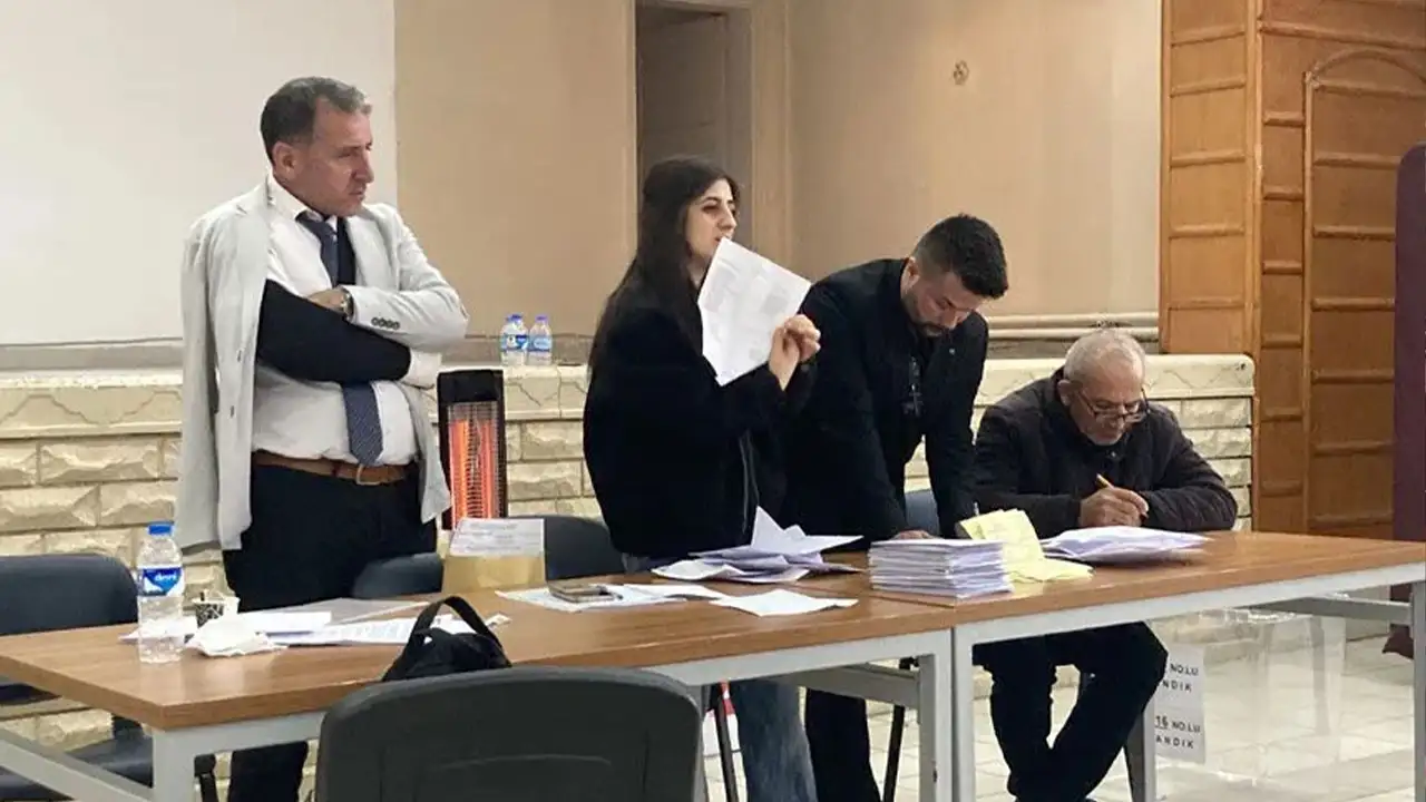 CHP Bayburt il başkanlığına Av. Sercan Türker seçildi