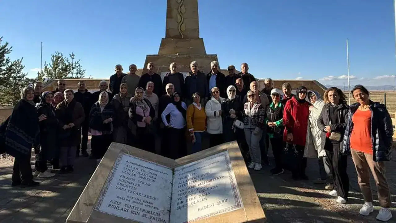 Trabzon polis emeklileri dayanışma gezisinde bir araya geldi!