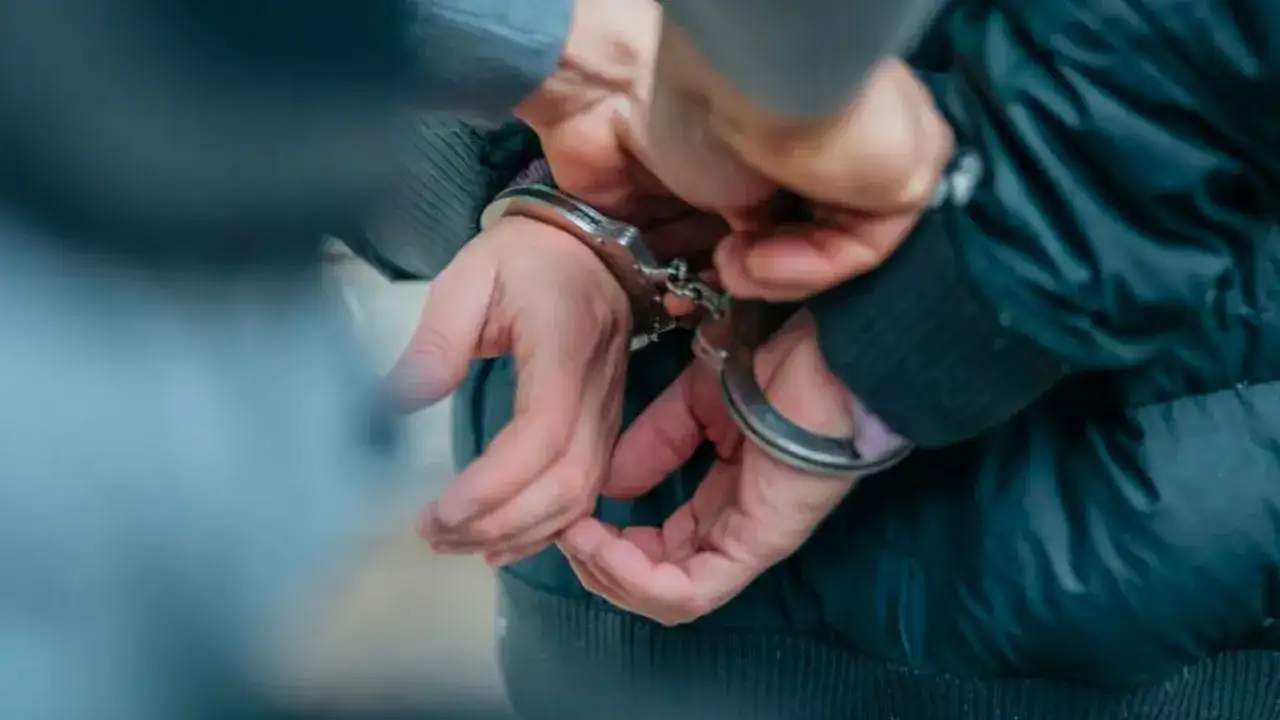 Trabzon’da aranan şahıslar yakalandı: Bakın hangi suçları işlemişler