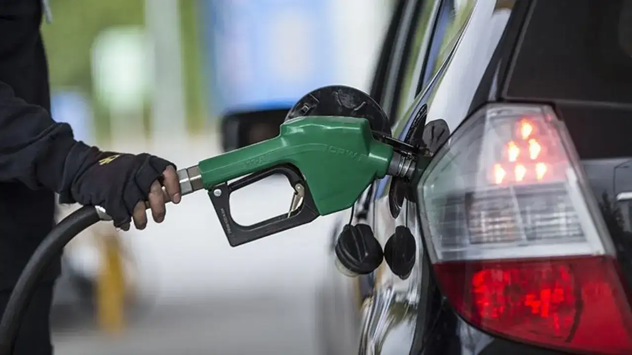 Akaryakıta indirim pompaya yansıdı! Trabzon’da güncel akaryakıt fiyatları