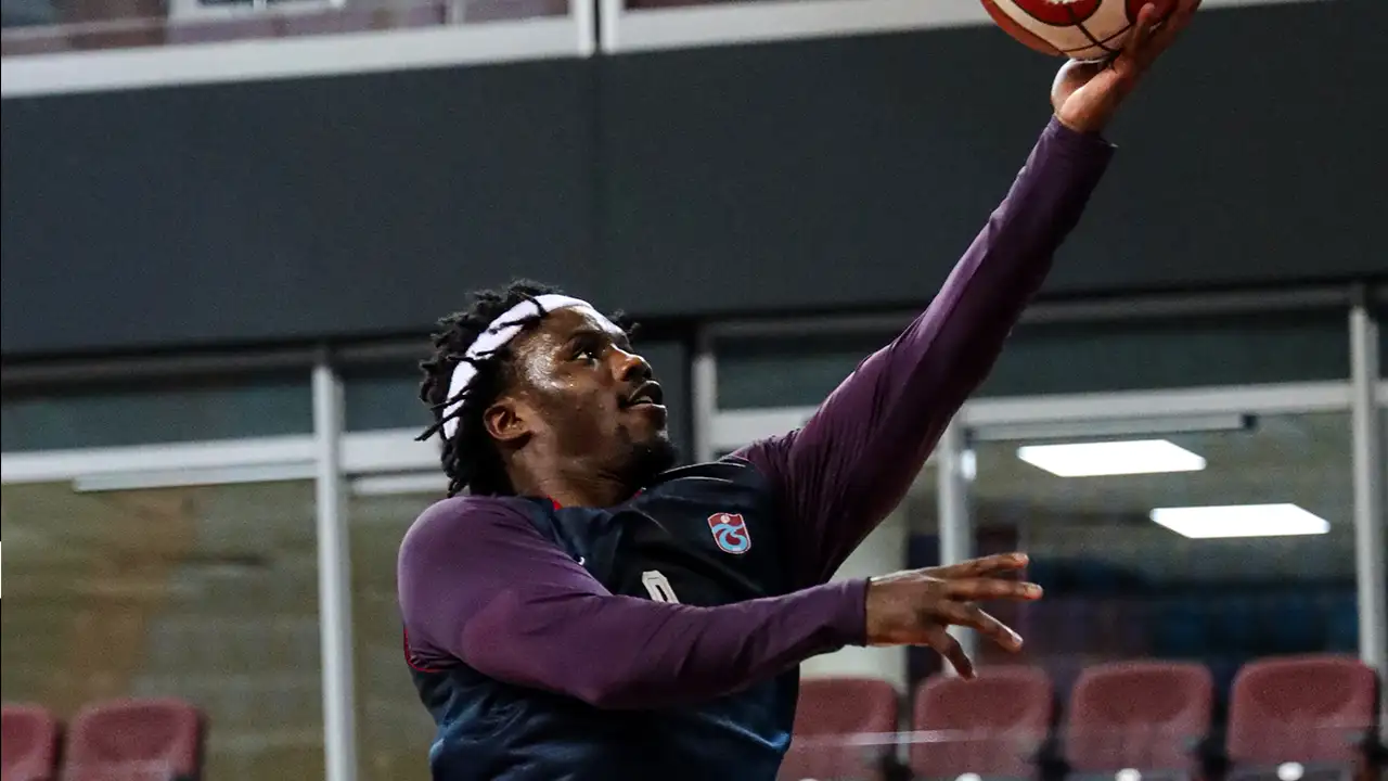 Trabzonspor'un Anadolu Efes biletleri satışa çıktı: İşte fiyatlar
