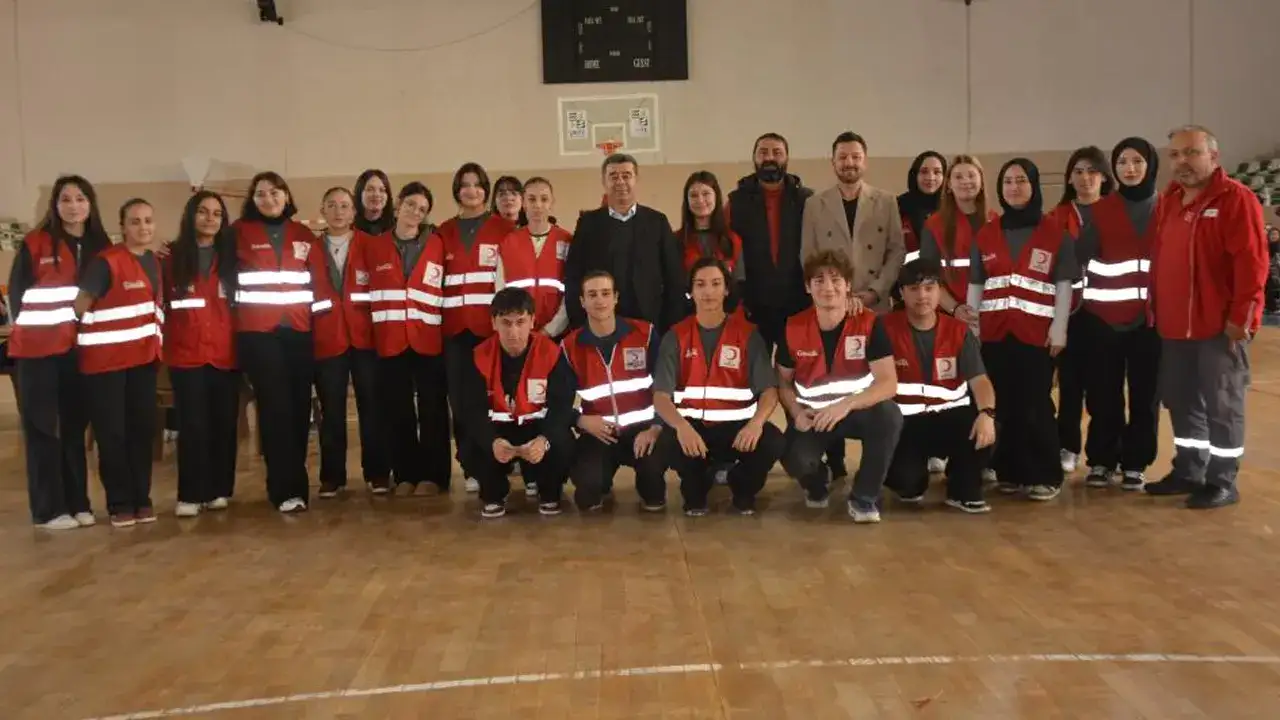 Ordu’da öğrencilerin desteği ile ünitelerce kan toplandı