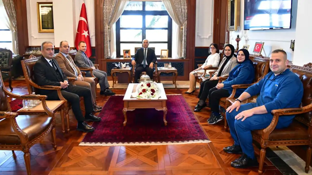 Vali Yıldırım PTT Teşkilatını makamında kabul etti