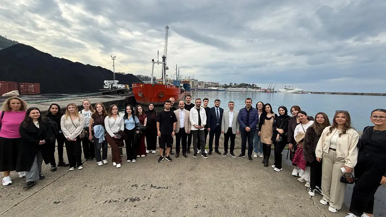 Trabzon Üniversitesi lojistik öğrencilerine: Trabzon Limanı’nda teknik gezi düzenledi