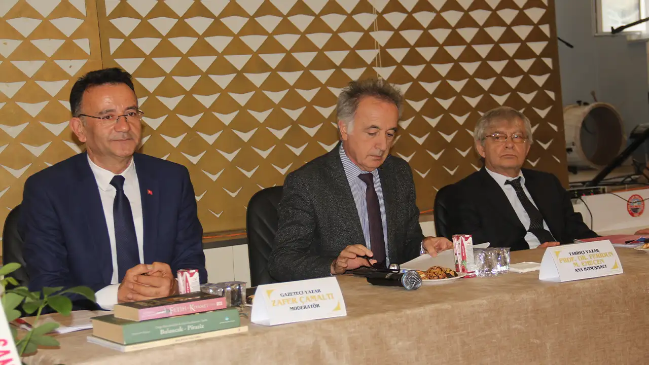 Giresun'da  "Bulancak Tarihi" isimli konferans düzenlendi