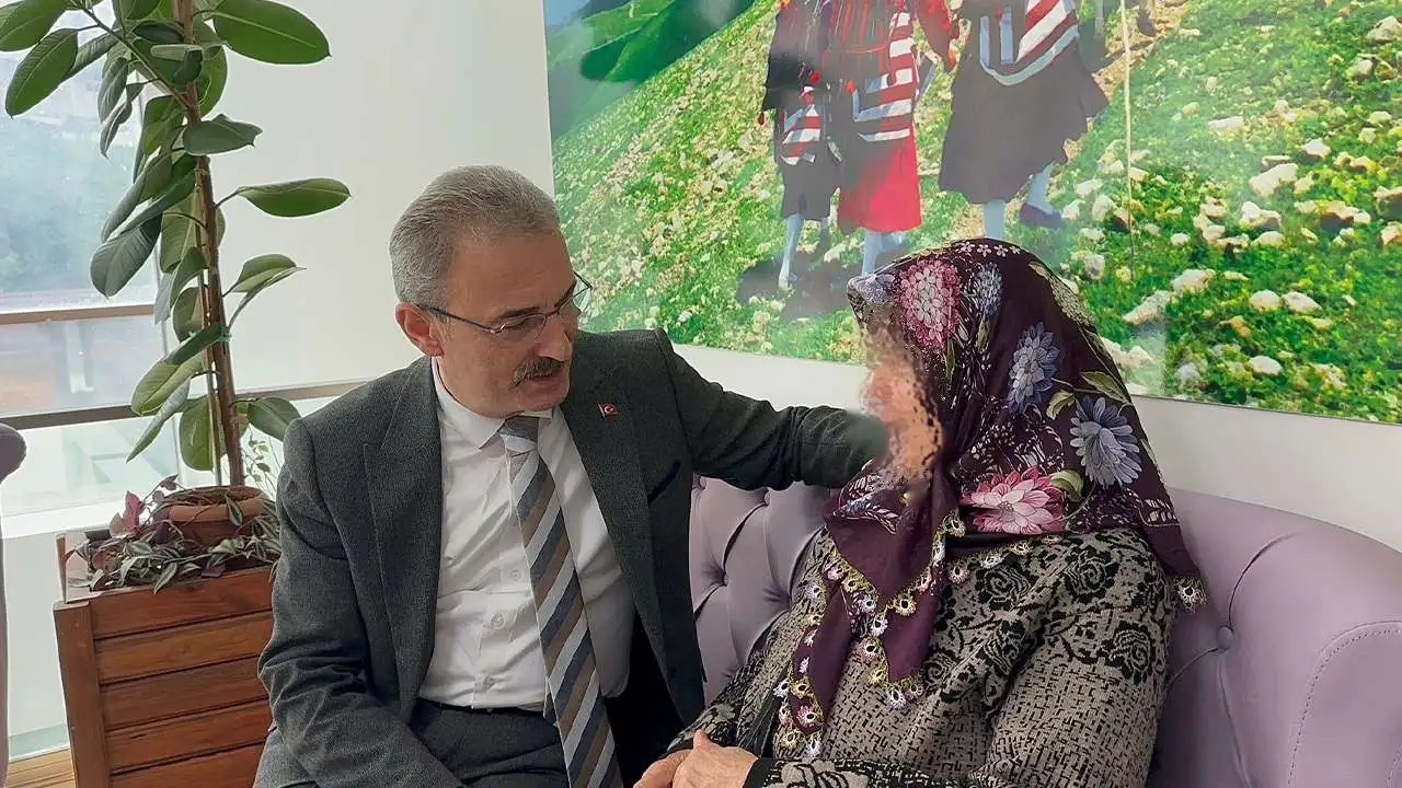 Trabzon'da belediye başkanı skandallarına bir yenisini daha ekledi