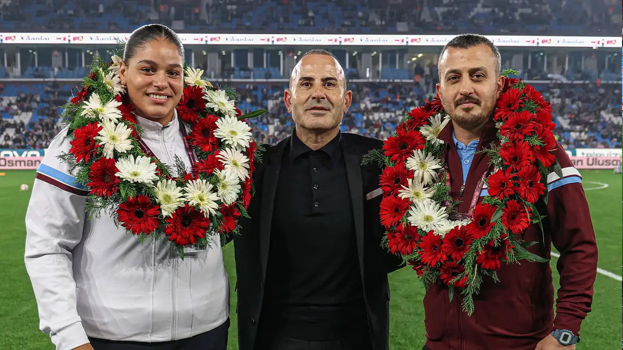 Papara Park’ta altın madalya sevinci: Havvanur Kethüda ve antrenörü tribünleri selamladı