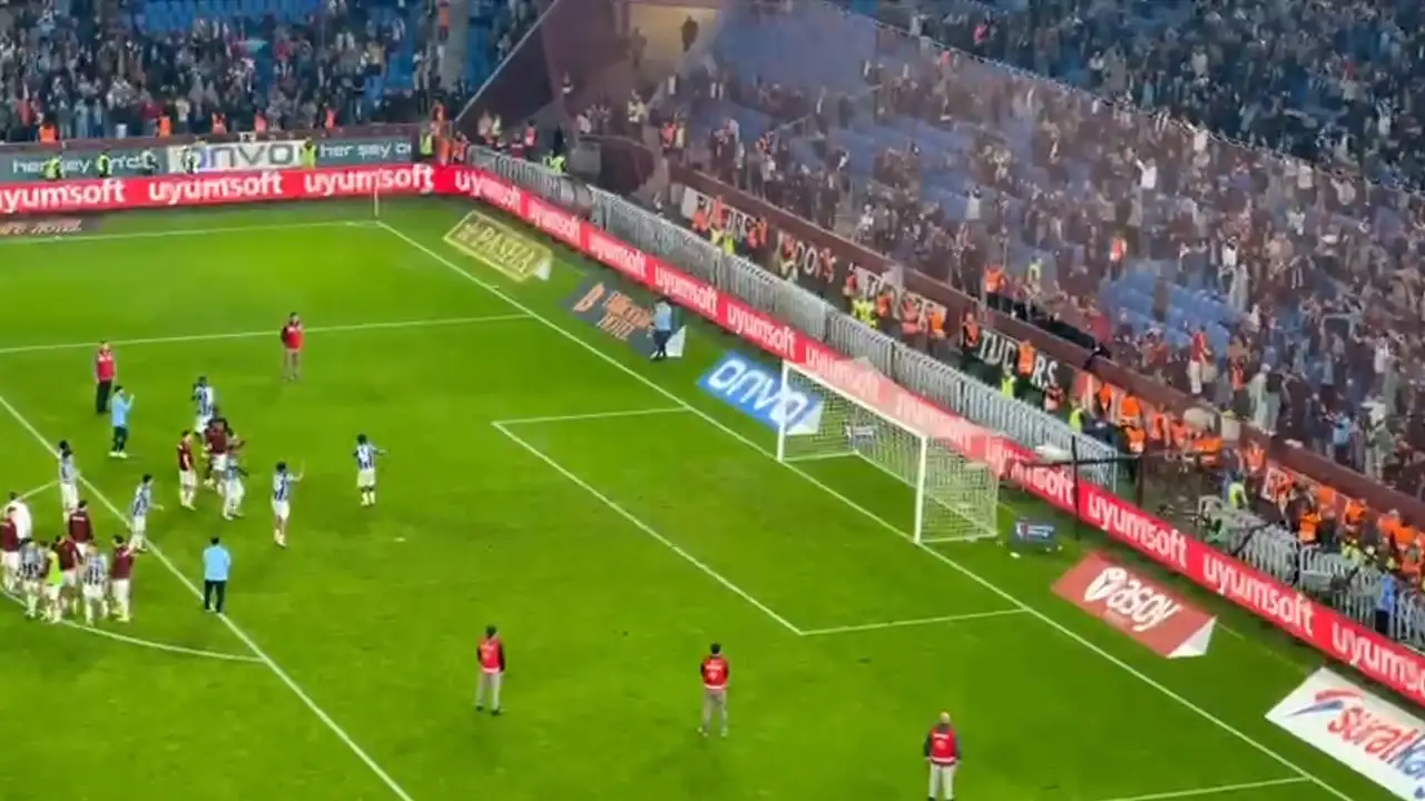 Galibiyet coşkusu Papara Park’ta doruğa çıktı: Tezahüratlarla kutladılar