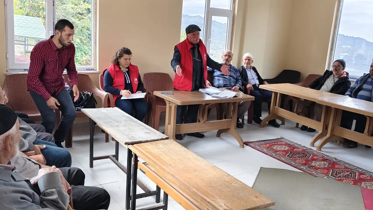 Samsun'un 19 mayıs ilçesinde çiftçiler düzenlenen toplantıda bir araya geldi