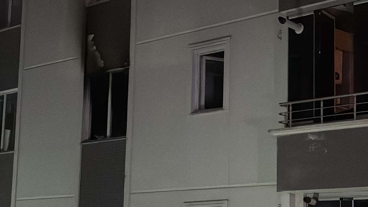 Samsun Atakum’da apartman dairesinde yangın: Evde hasar oluştu