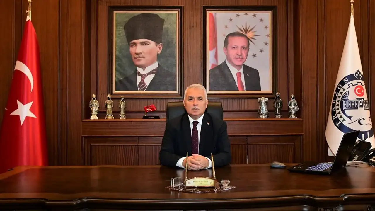 Trabzon Valisi Yıldırım’dan 29 Ekim mesajı: “Cumhuriyet millet iradesidir”