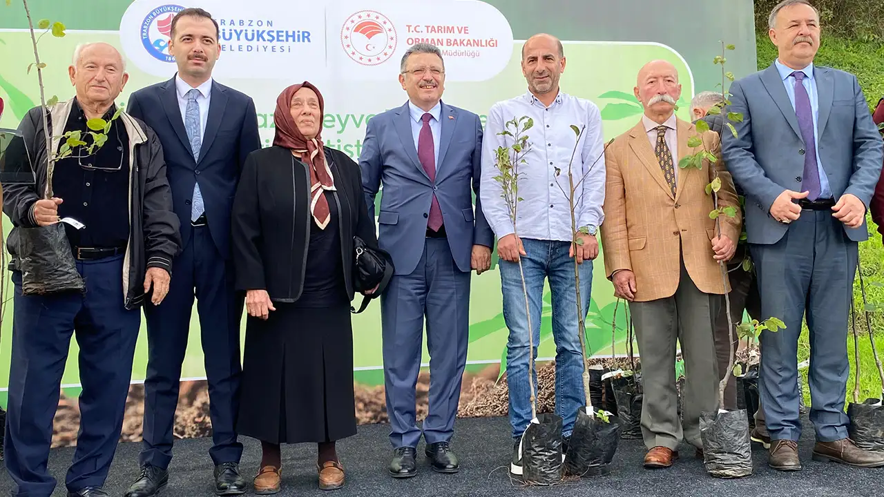 Trabzon’da yerel meyve türlerini yaşatma projesi: 5 bin 300 fidan toprakla buluştu