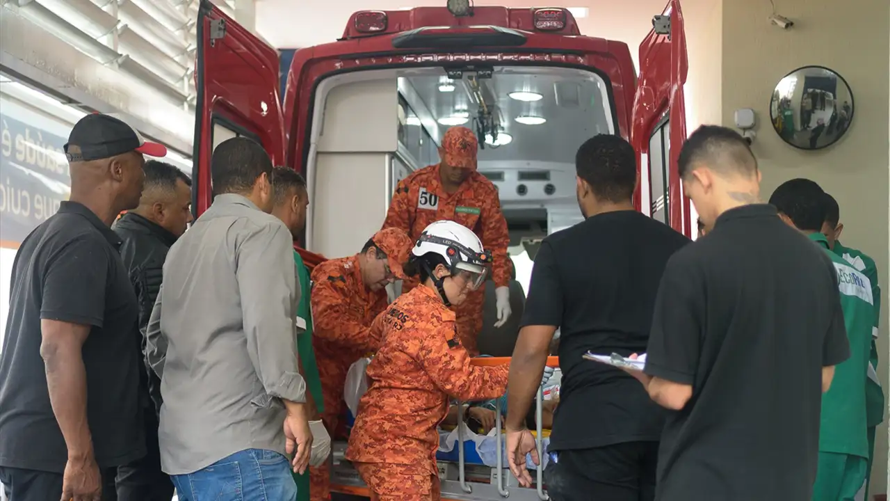 Brezilya tarihinin en kanlı operasyonu: 4'ü polis en az 60 kişi öldü